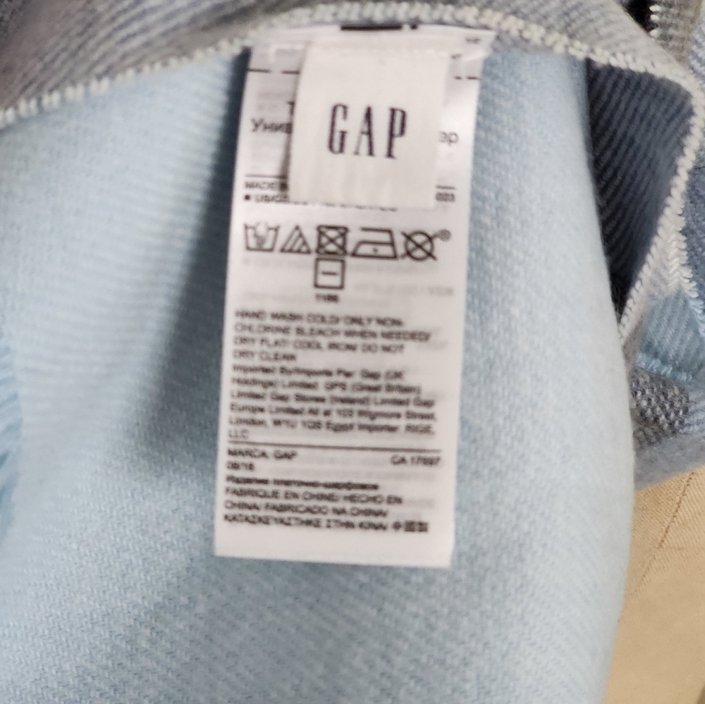 Gap Blue Plaid Pattern Long Scraf - image 6